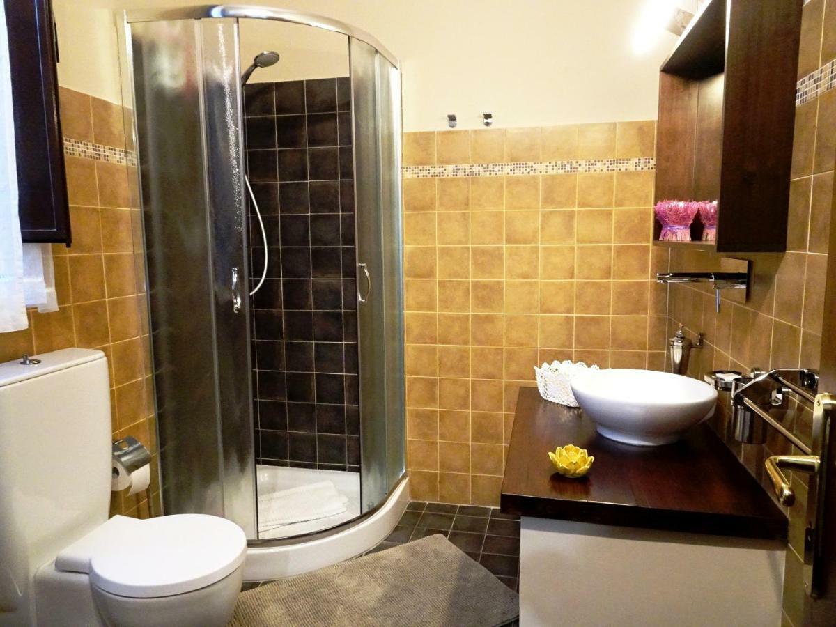 Guest House Le Ginestre Dell'Etna เบลปาสโซ ภายนอก รูปภาพ