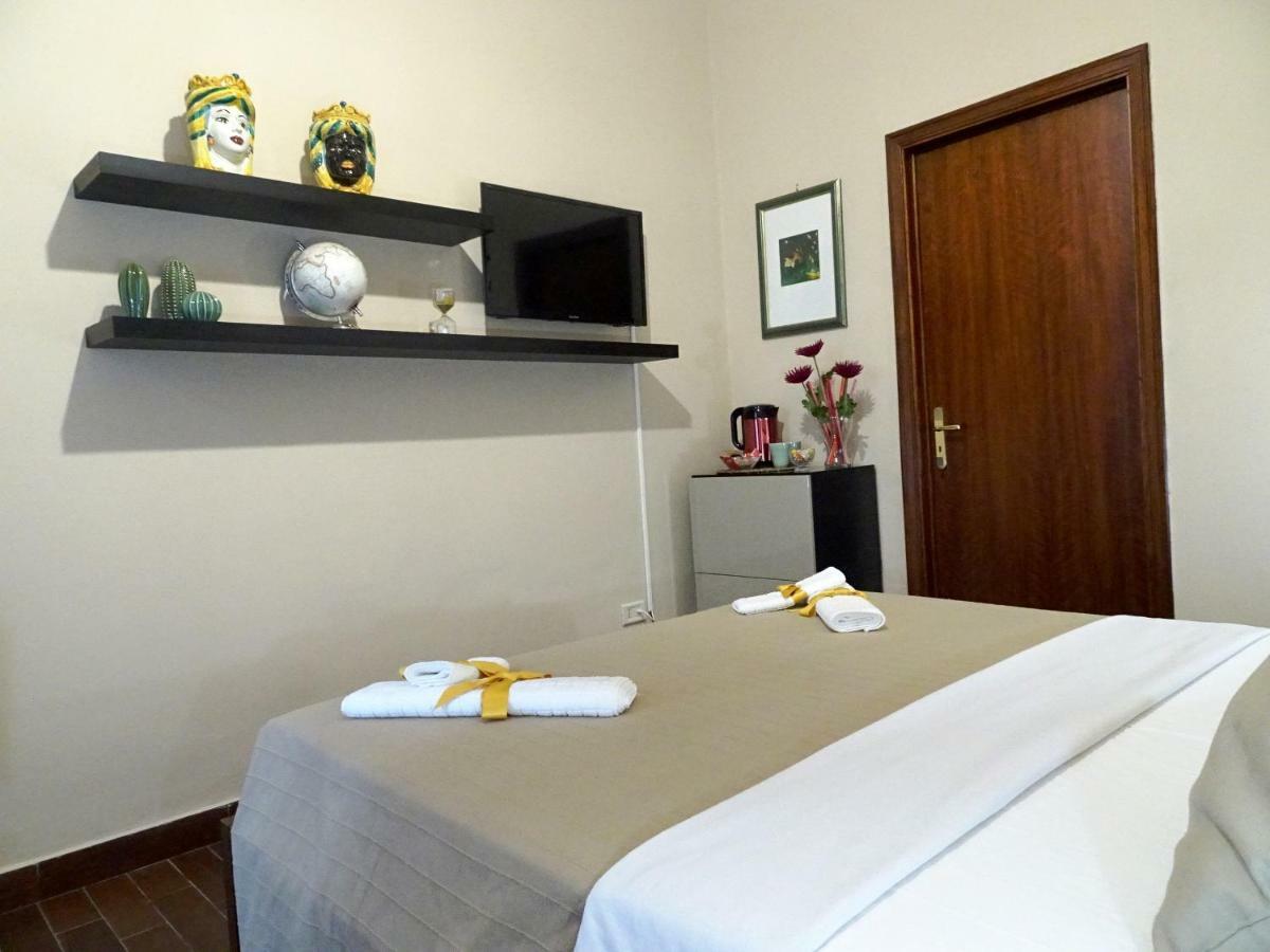 Guest House Le Ginestre Dell'Etna เบลปาสโซ ภายนอก รูปภาพ