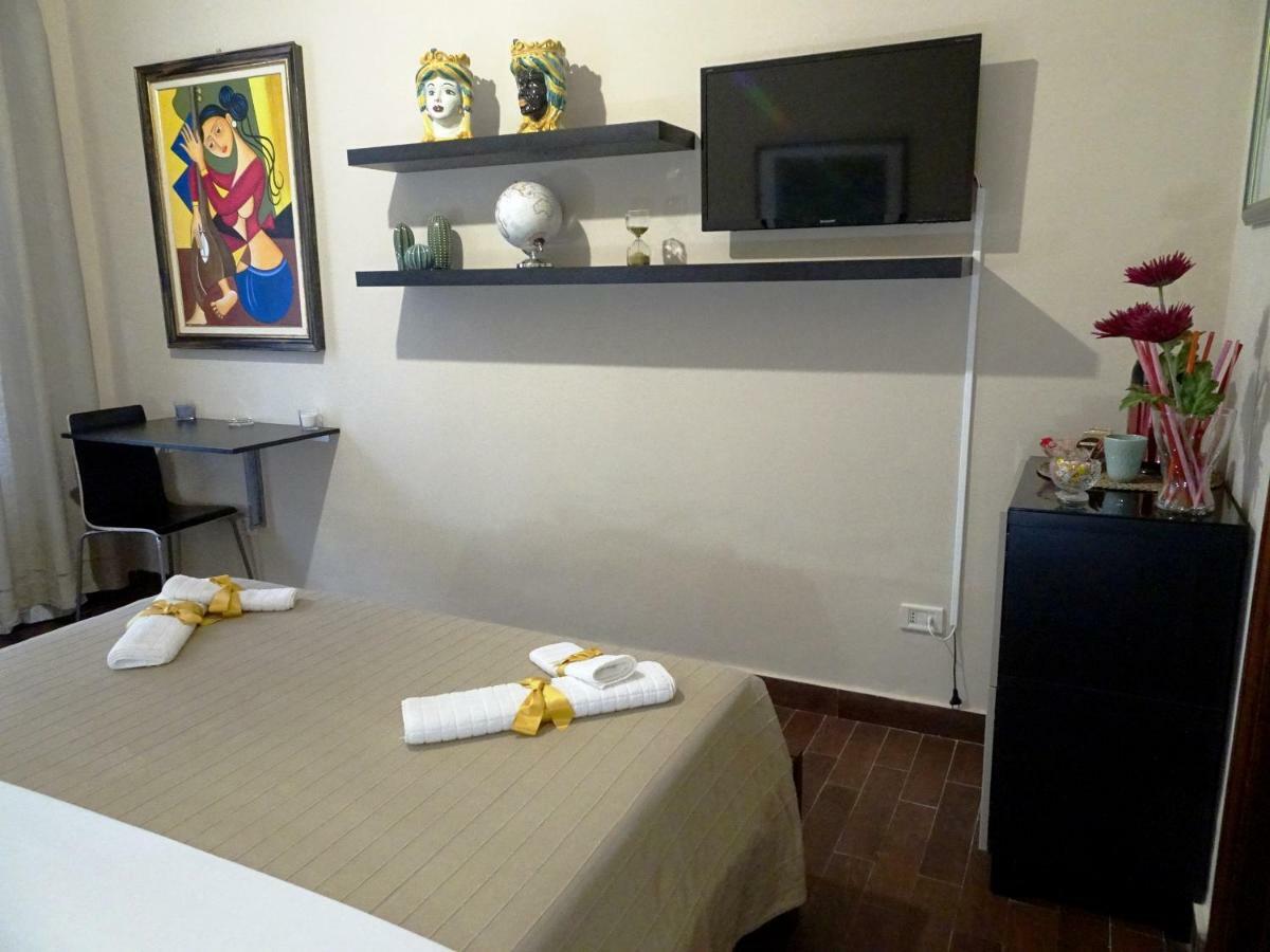 Guest House Le Ginestre Dell'Etna เบลปาสโซ ภายนอก รูปภาพ